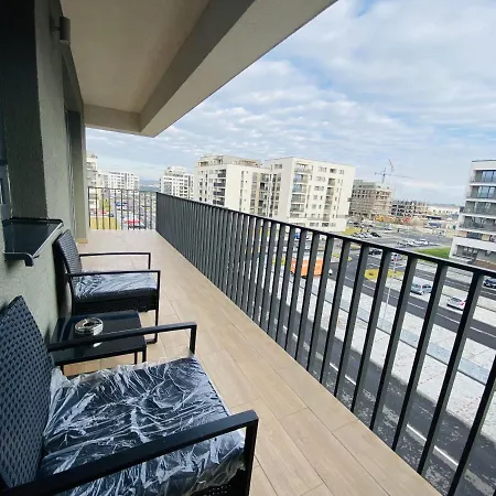 Апартаменти Uno Double Studio Coresi With Balcony City View