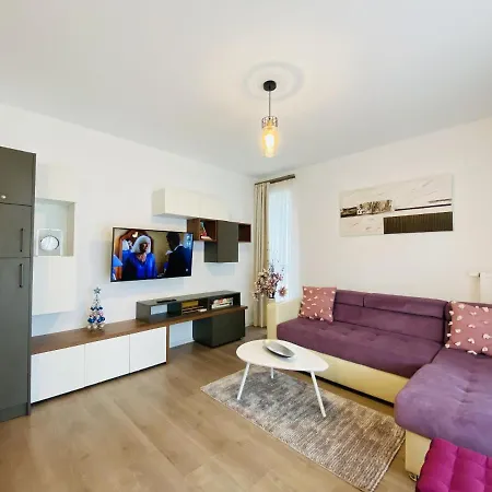 Uno Double Studio Coresi With Balcony City View Брашов