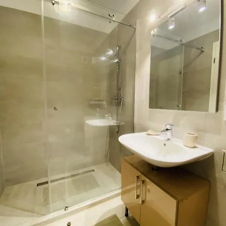 Uno Double Studio Coresi With Balcony City View