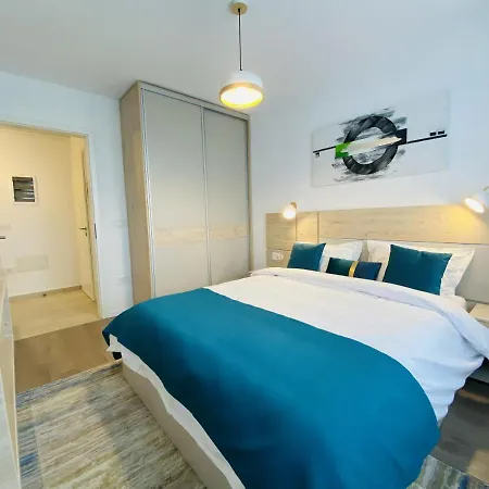 Uno Double Studio Coresi With Balcony City View Брашов